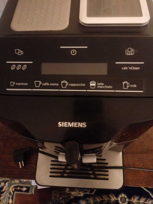 Кофе-машина SIEMENS EQ 300