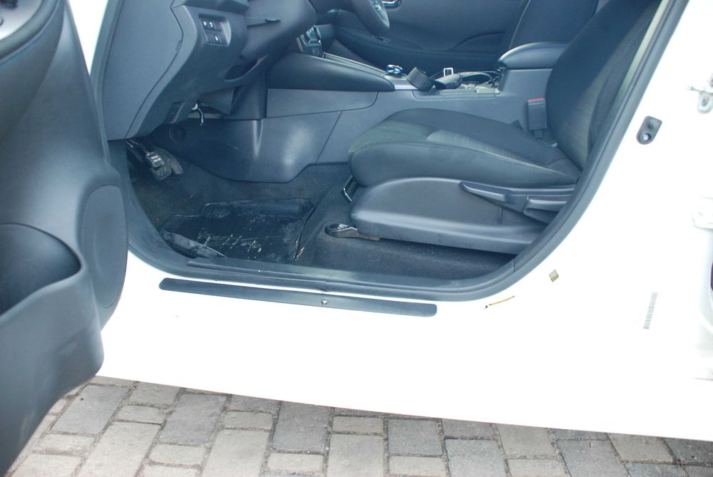 Ниссан Лиф Nissan leaf 2  9/21 г. 62 запас ход 384 км отличн состояние