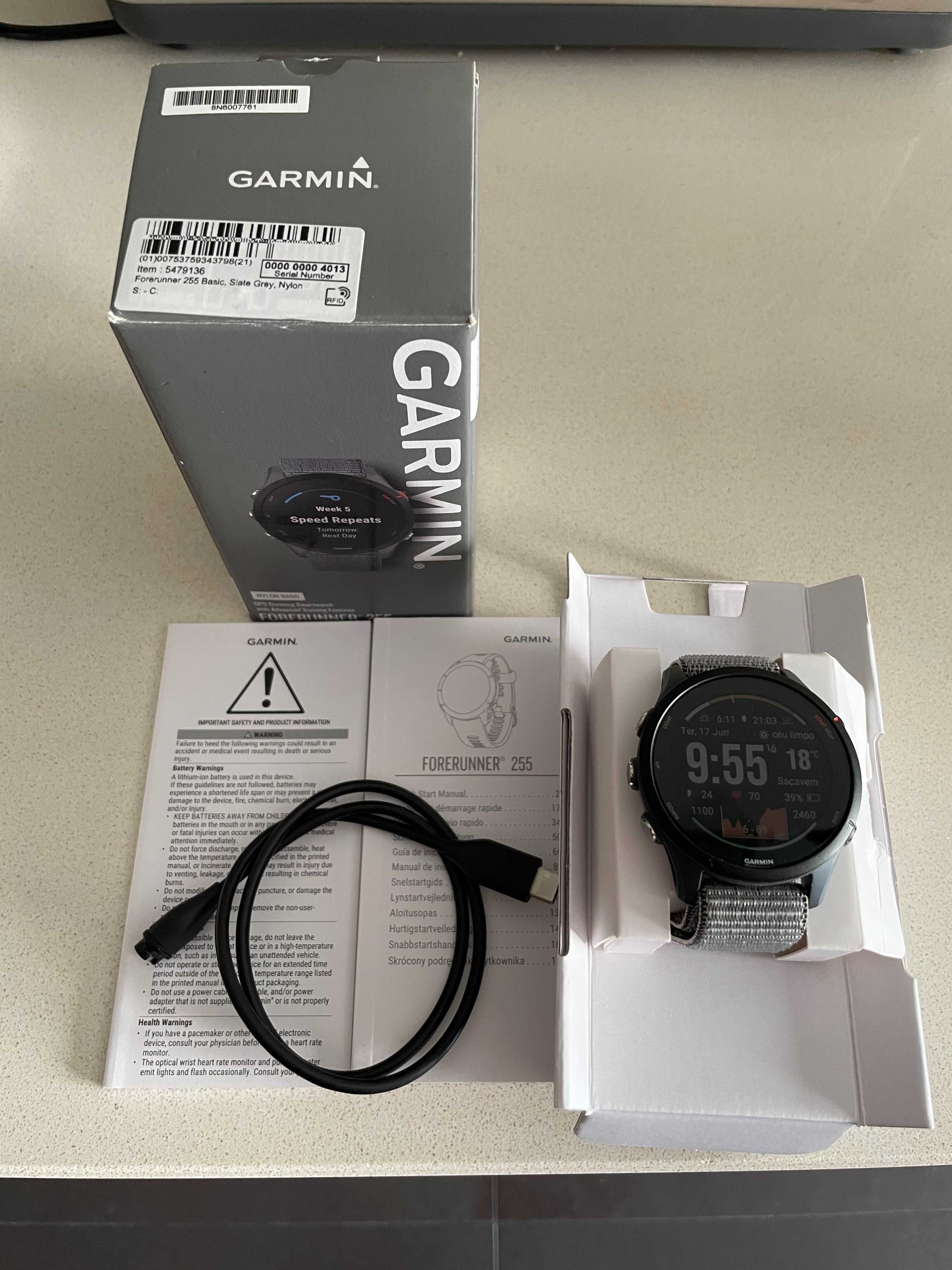 Garmin Smartwatch GPS de Corrida Forerunner 255 com Bracelete em Nylon