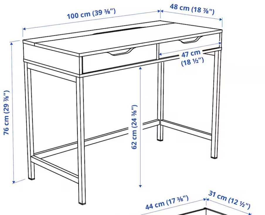 Secretária do Ikea, velatura branca, efeito carvalho