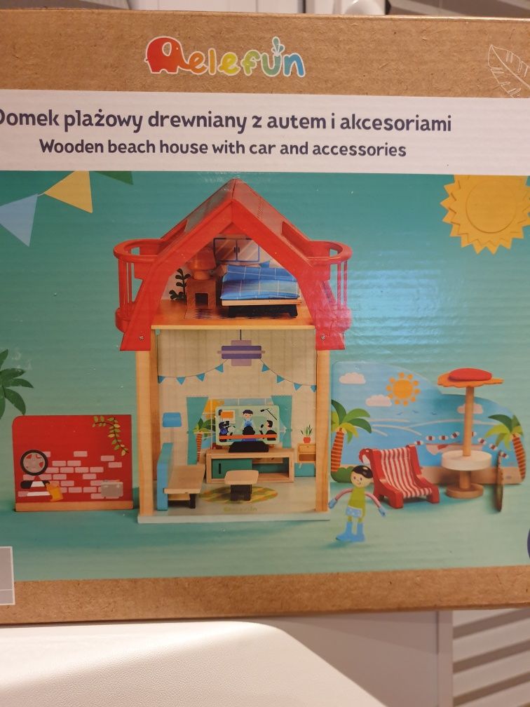 Nowy drewniany domek plażowy z autem i akcesoriami Elefun