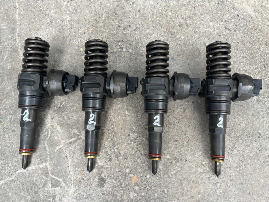 Насос форсунки VW Golf 4 5 Passat B6 Polo 9N Touran T5 1.9 TDI