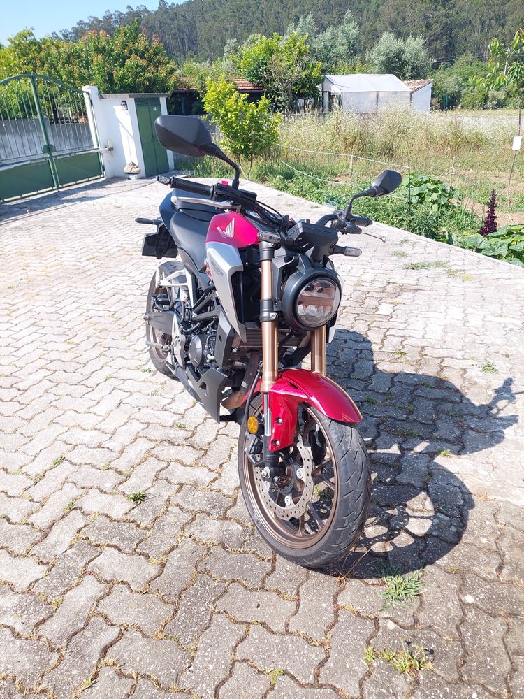 Honda CB125R  2021