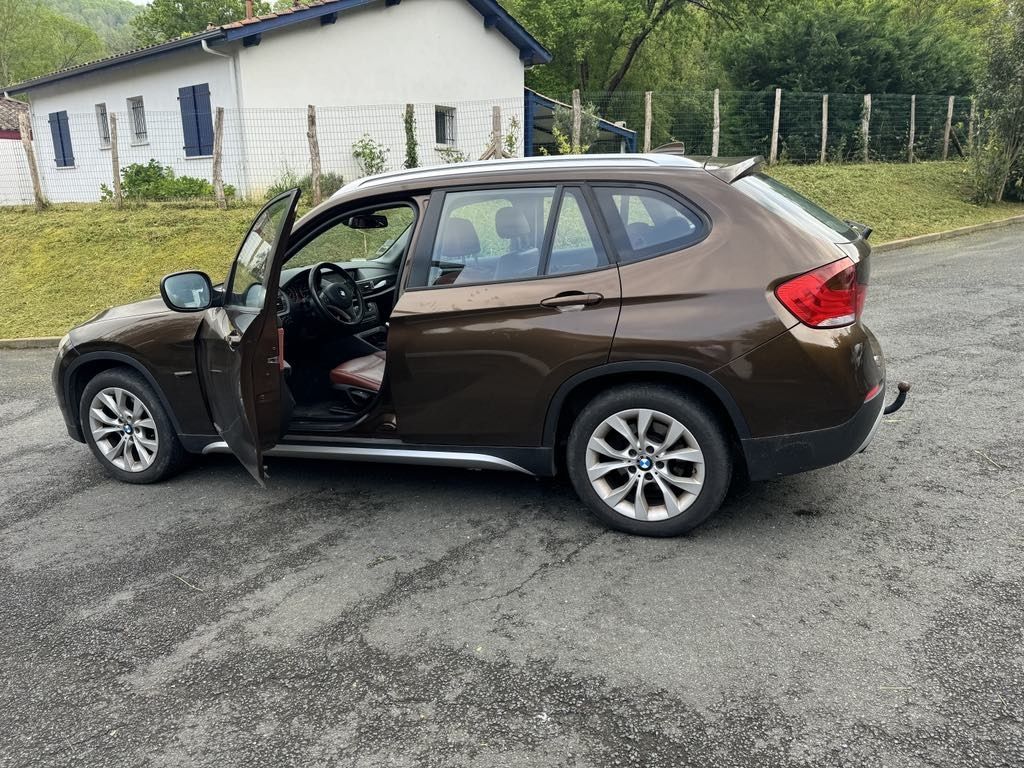 Bmw X1  20. 177cv extras