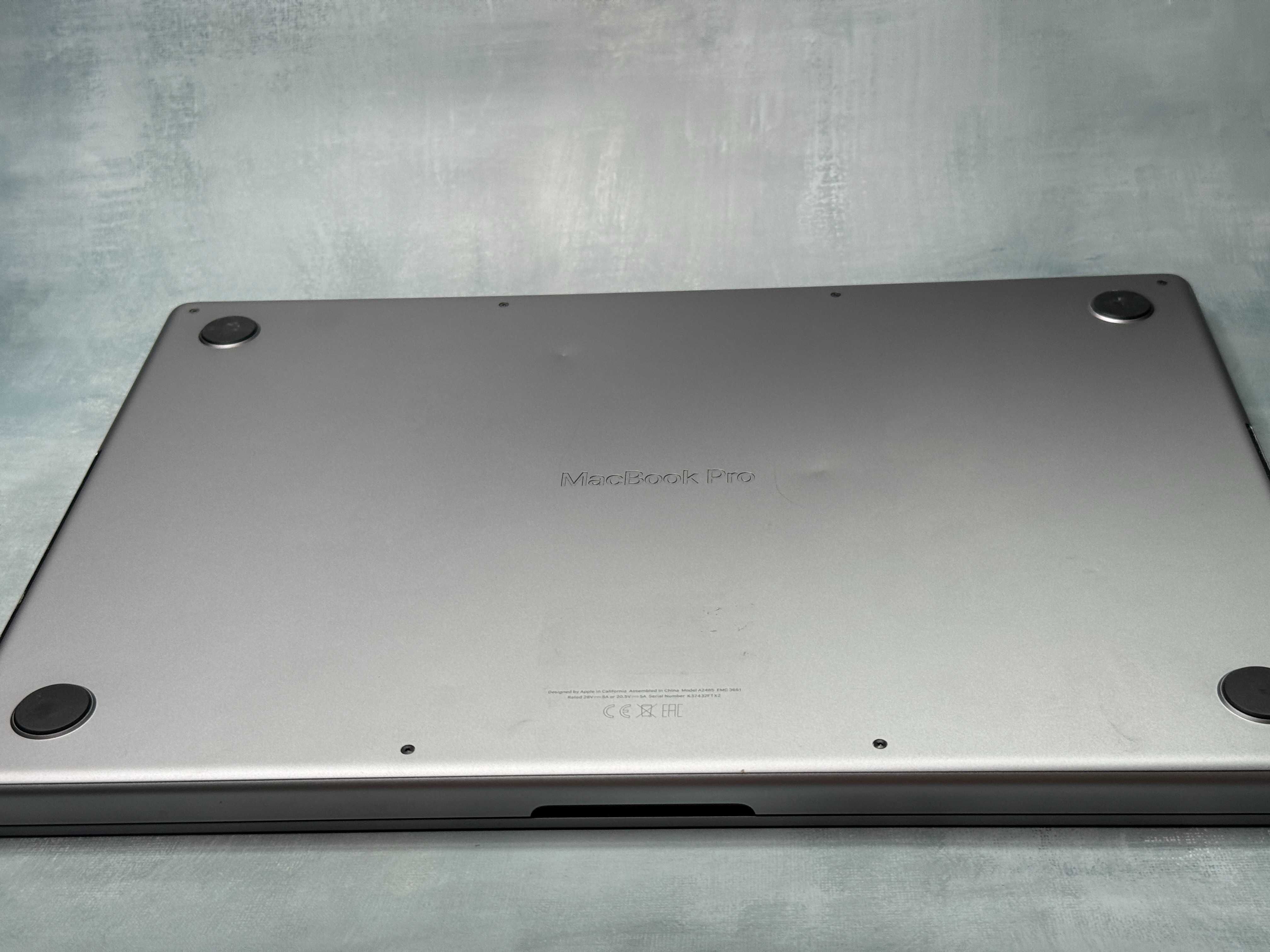 MacBook Pro 16” 2021 M1 Pro 32GB RAM