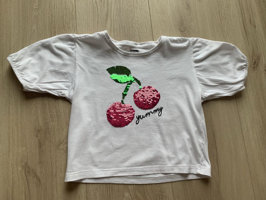 T-shirt Sinsay rozmiar 116