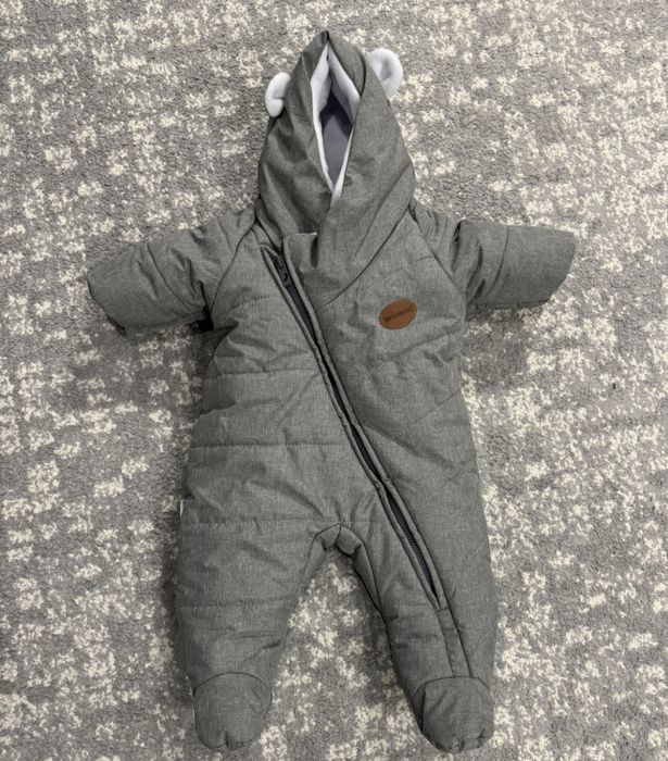 Конверт та комбінезон на виписку