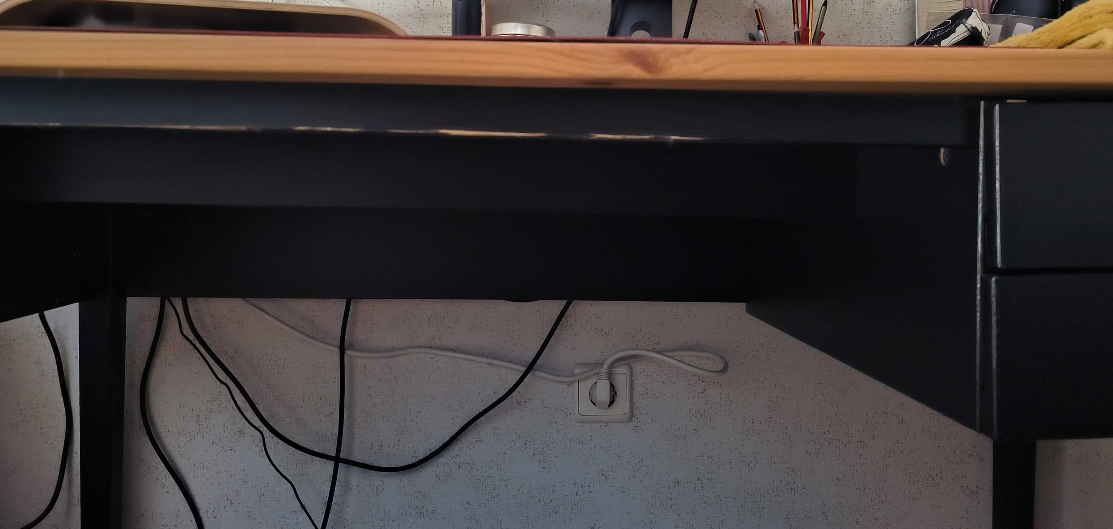 Secretária de escritório, ARKELSTORP IKEA