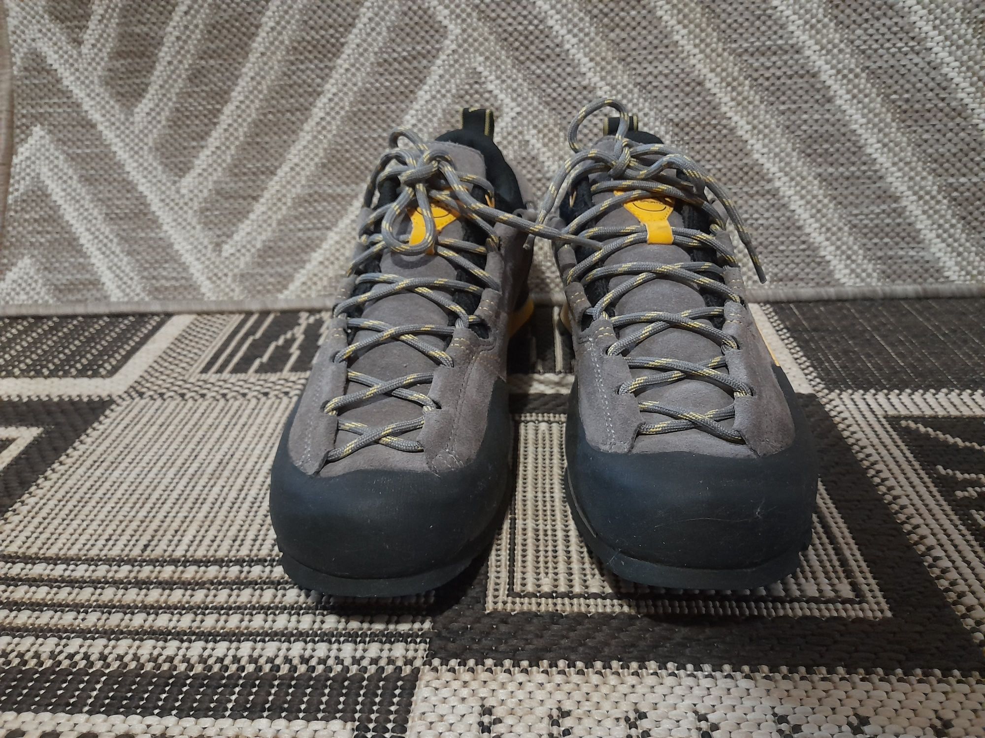 Кроссовки La Sportiva Boulder X Grey/Yellow идеал, 44