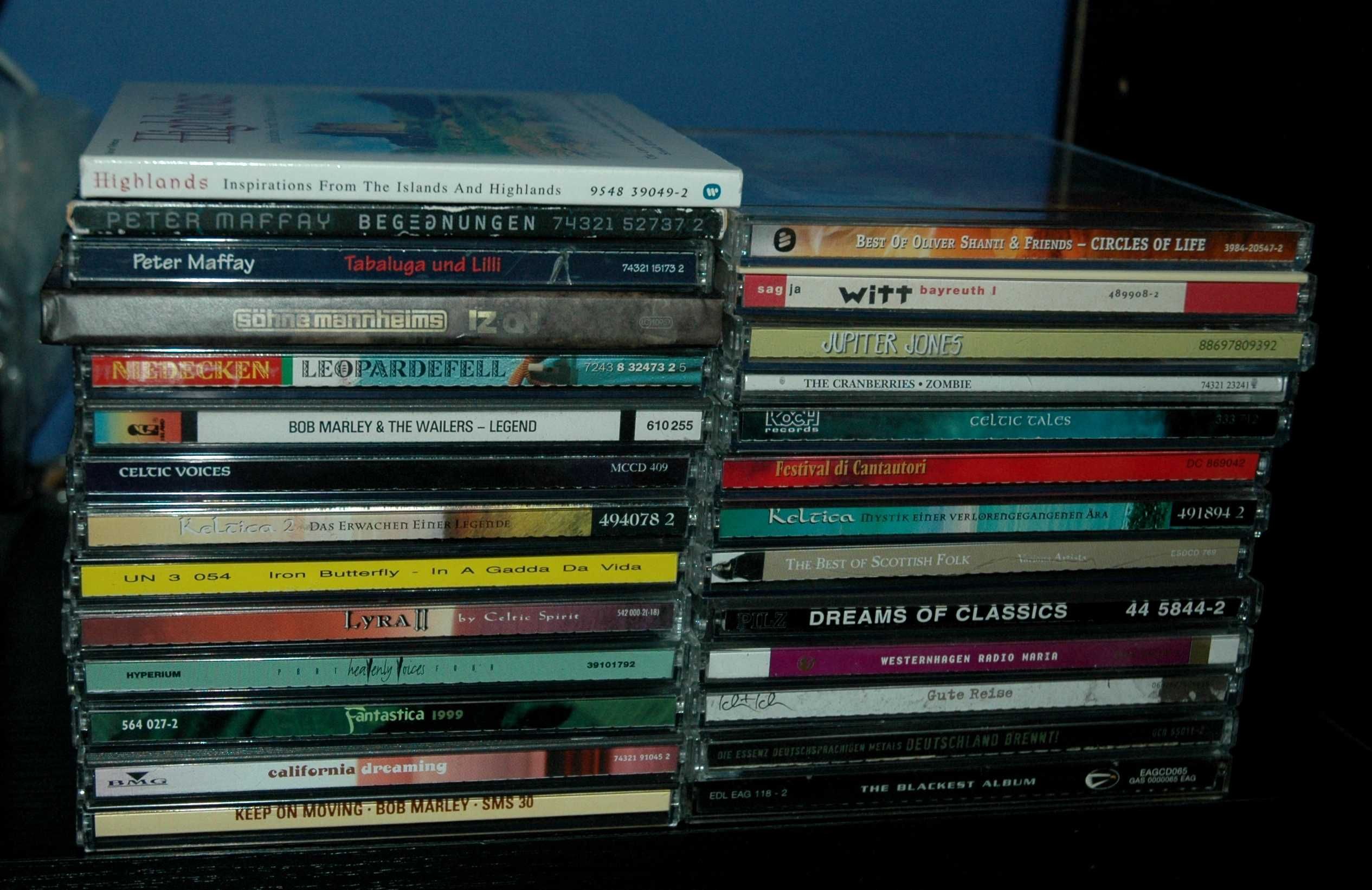 Zestaw albumów muzycznych. Ok. 30xCD.