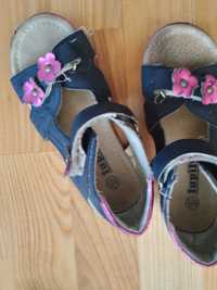 Sandałki dla dziewczynki 26