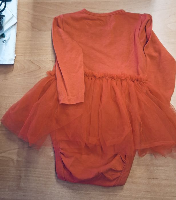 Świąteczne czerwone body bombki tiul 68 Cool Club by Smyk