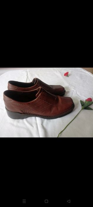 Brązowe półbuty, wsuwane nowe 38 Caprice