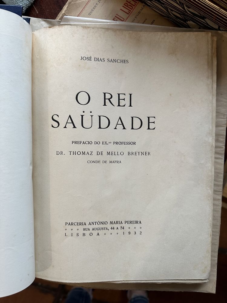 livro raro de José Dias Sanches - O rei saudade.