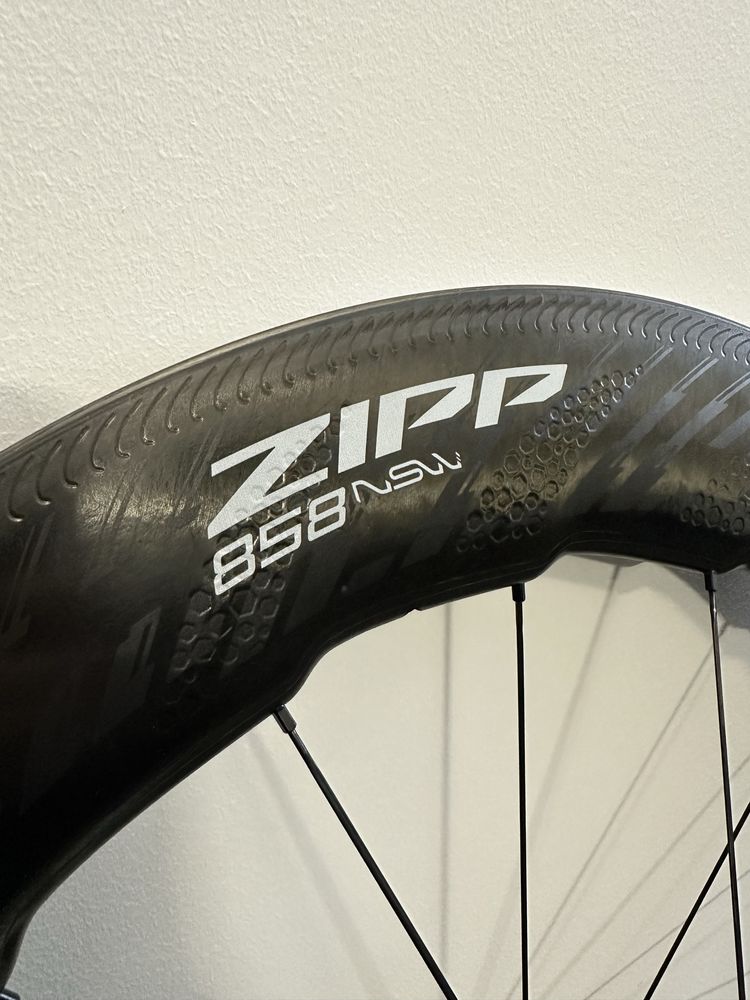 Zipp 858 NSW clincher Nova
