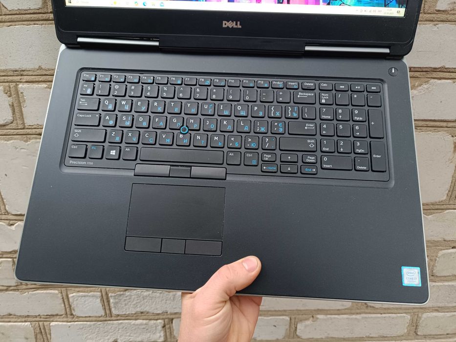 17.3" 6гб відеокарта, ноутбук DELL i7 7820HQ/32/1000gb/P3000 6gb