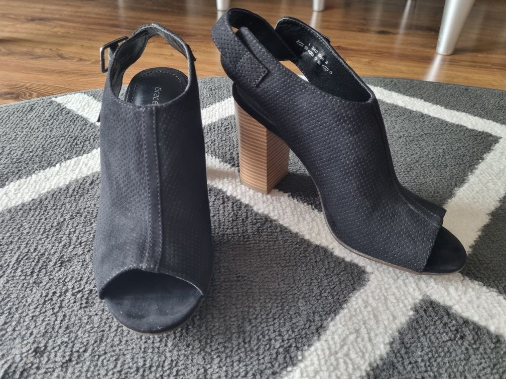 Buty Graceland. Słupek