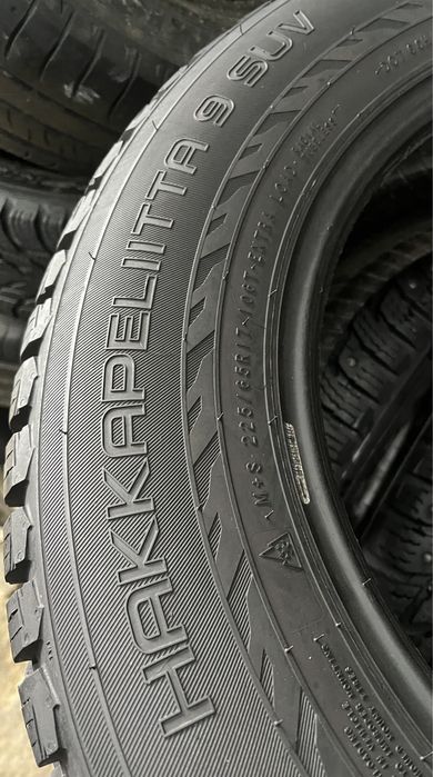 Шини Nokian Hakapelitta 9 R 17 225 65