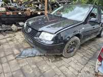 Maska,zderzak ,pas,reflektory vw Bora kolor lc9z