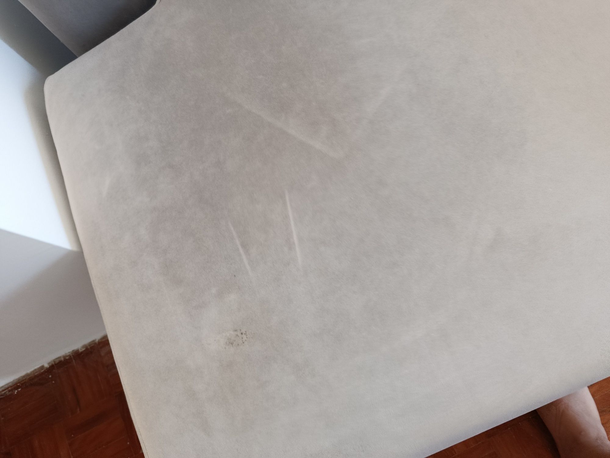 Sofá com chaise tanto para esquerda como para a direita