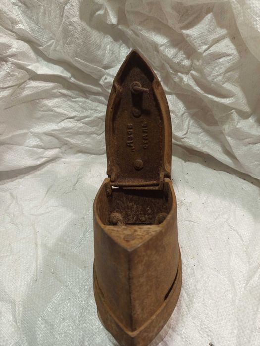 утюг праска Азов сталь Маріуполь