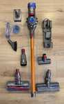 Odkurzacz Dyson v8 absolute bezprzewodowy komplet + bateria + filtry