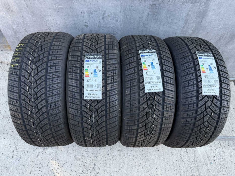 Резина зимова, нова, Good Year Ultra Grip Performance + * 245/40 R19