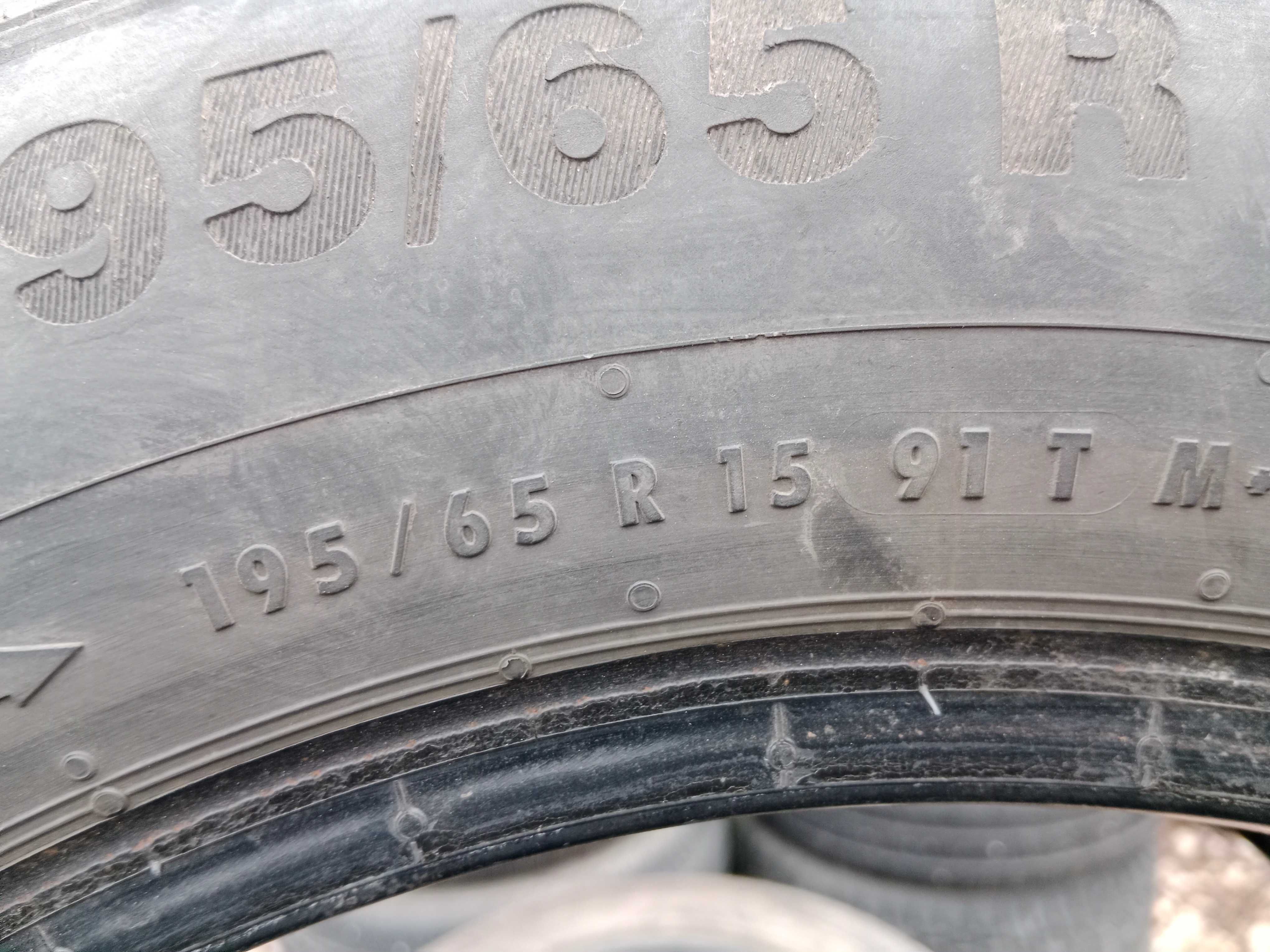 Opona używana zimowa 195/65R15 Continental ContiWinterContact TS850 1