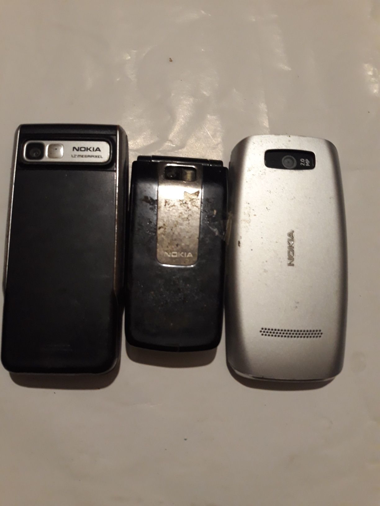 Телефоны Nokia,  Samsung  на запчасти