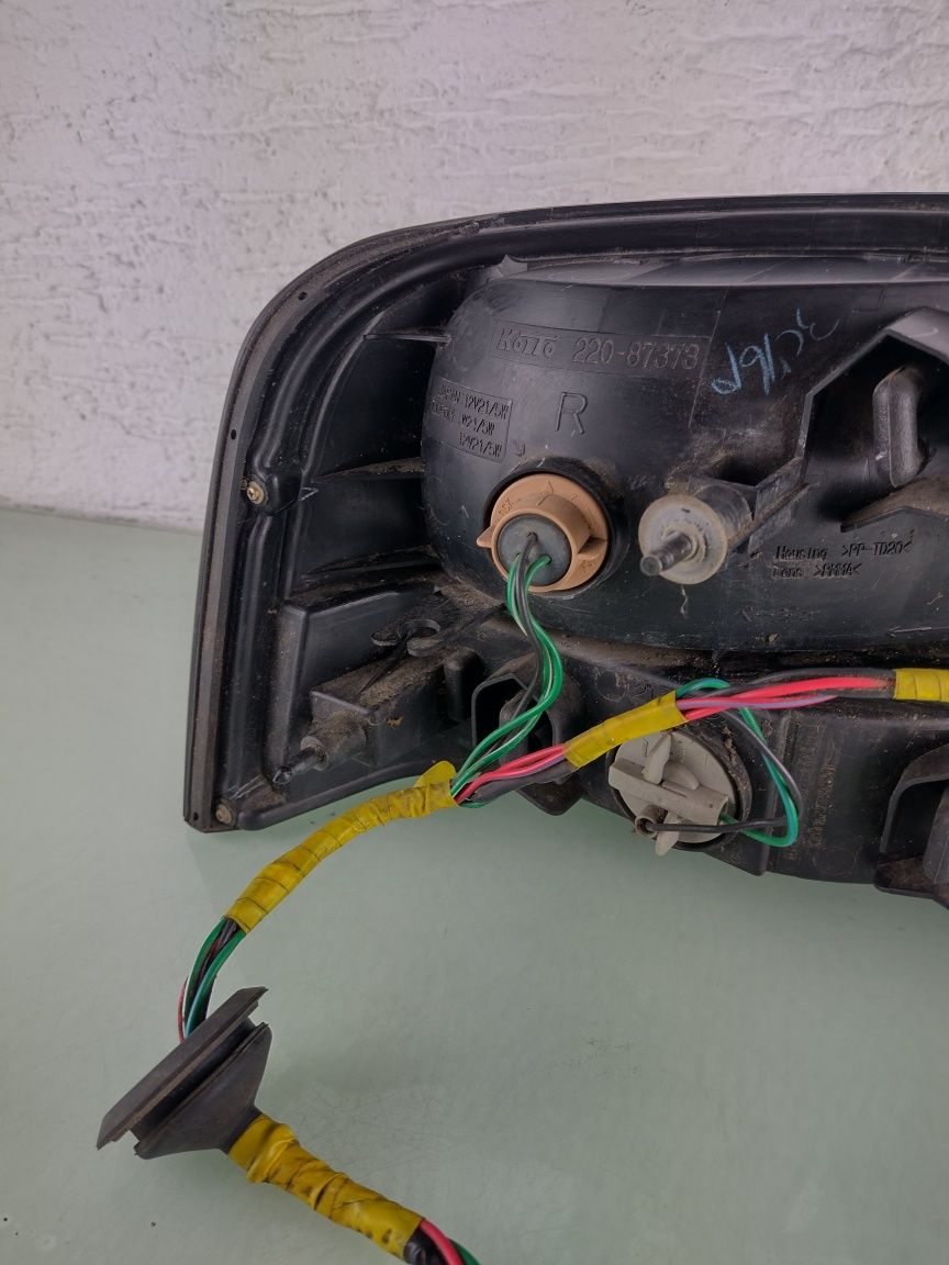 Mitsubishi Galant VI sedan lampa prawy tył Japan koito wysyłka  olx