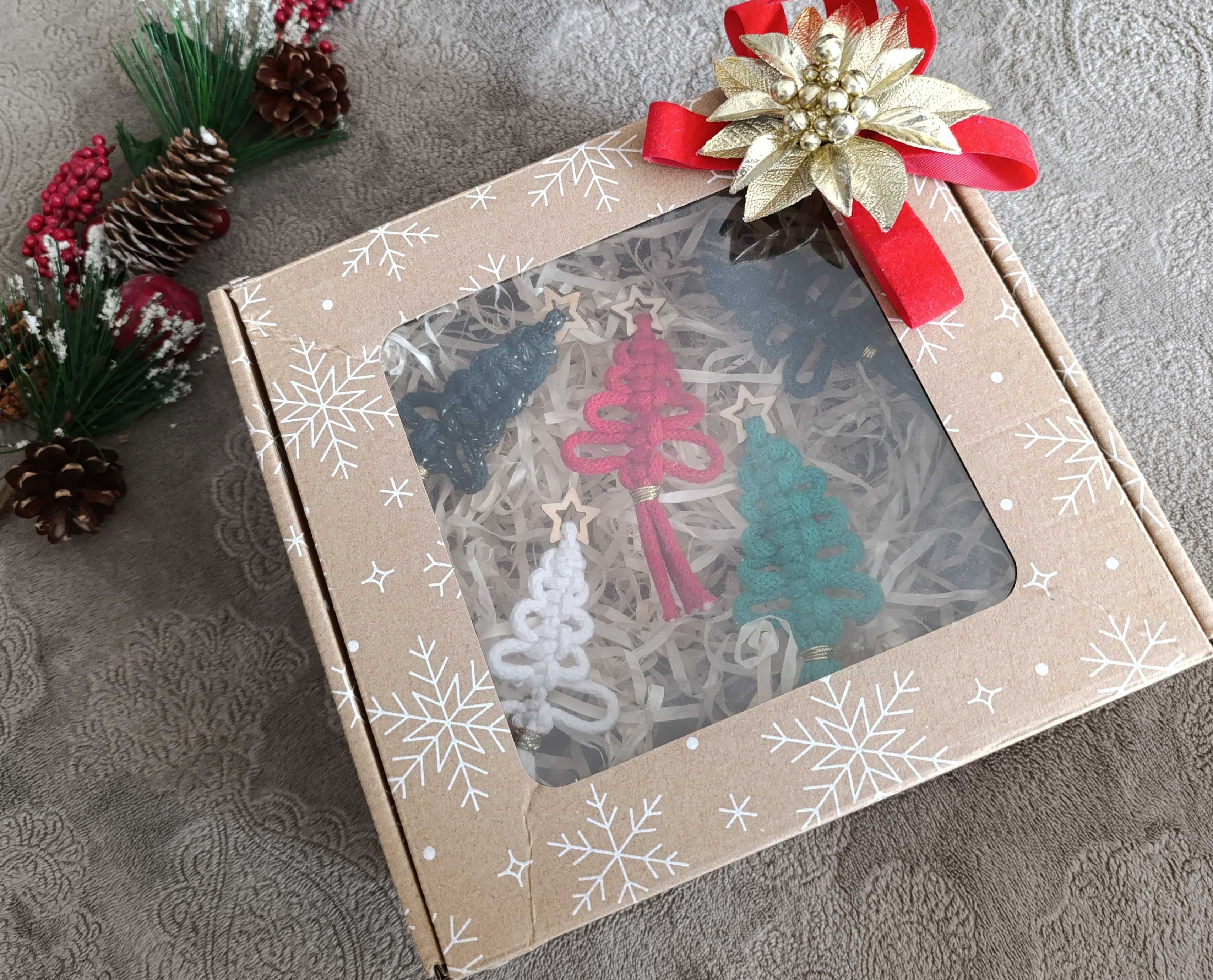 Zestaw choinek makrama święta handmade 10szt kolorowe gwiazdki