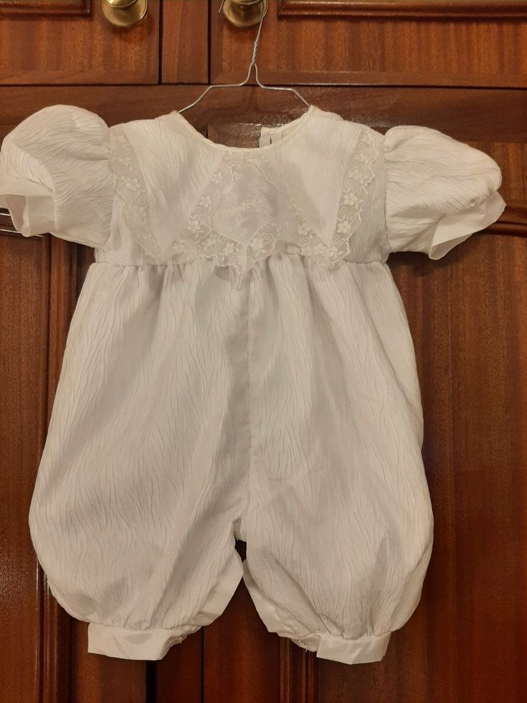 Fato de Batizado ou para levar a um casamento