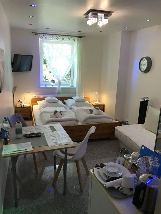 NOCLEGI !!! - OKAZJA !!! Pokoje  pracownicze !!! w Ustroniu Morskim