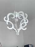 Lampa biała wisząca