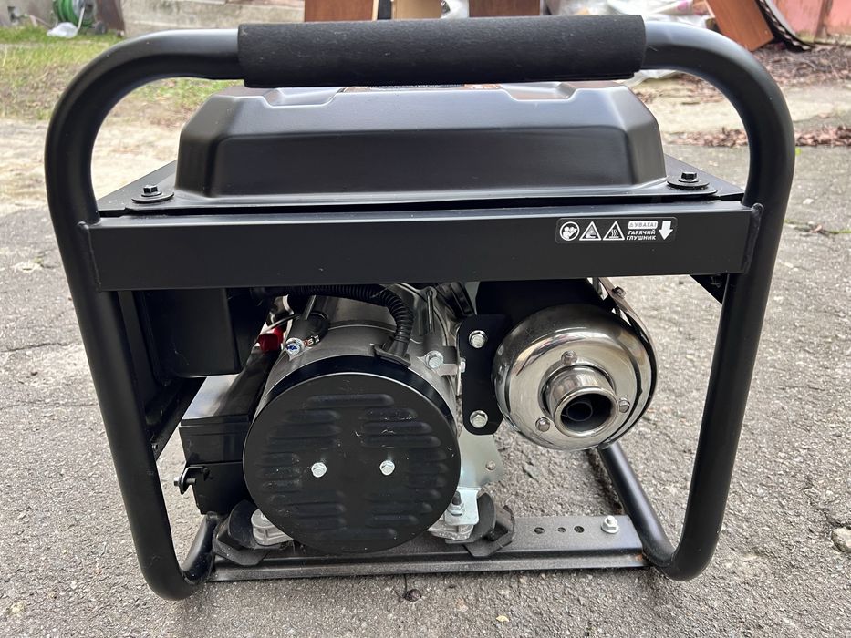 Генератор бензиновий Dnipro-M GX-30E