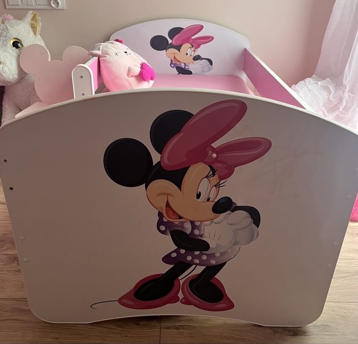 Okazja ! 2 łóżka 140x70 z materacem dla dziewczynek z minnie mouse