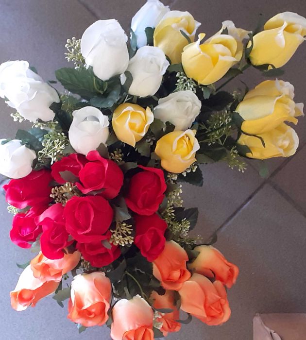 Róże bukiet sztuczny