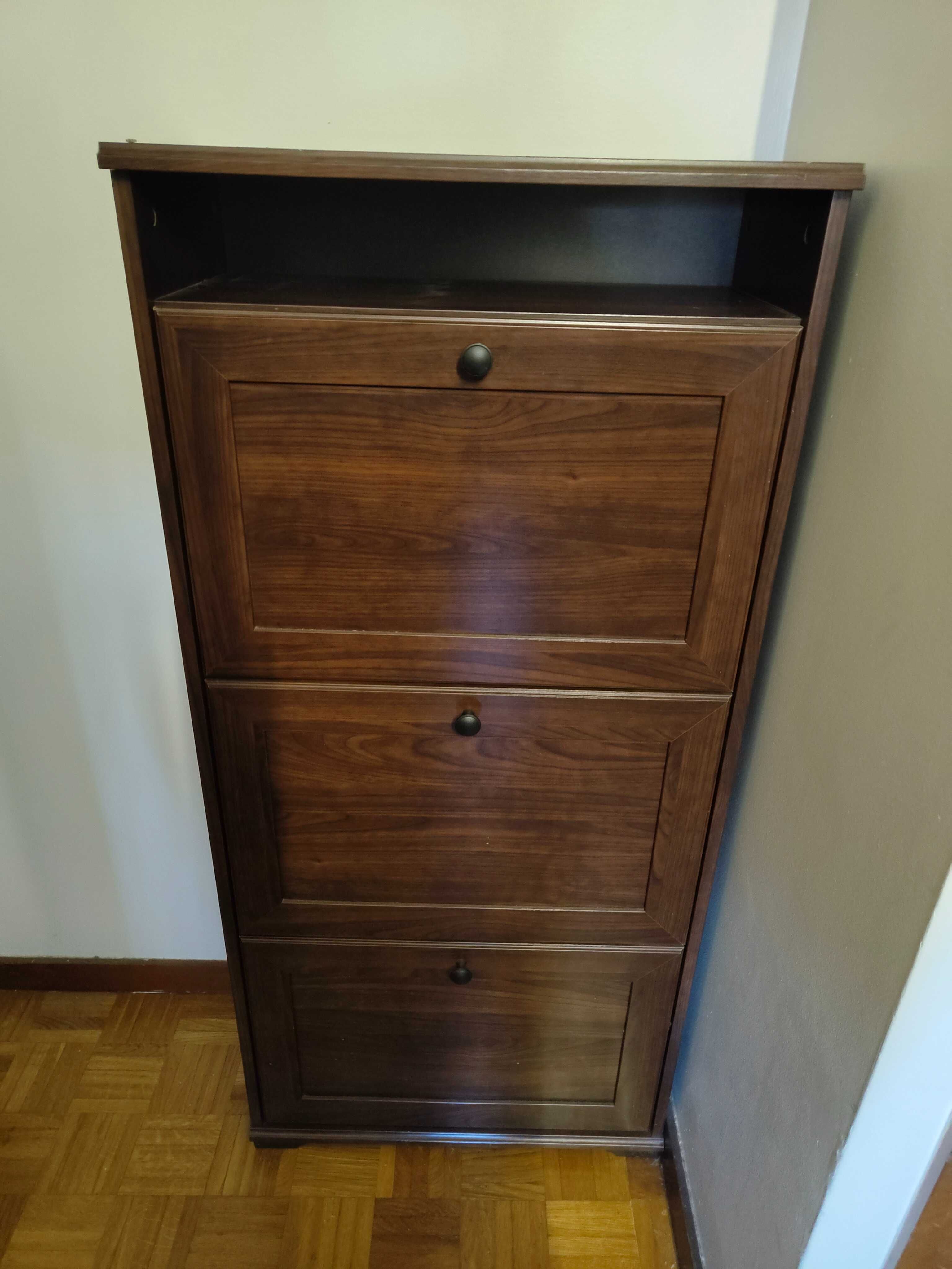 Sapateira ikea preta
