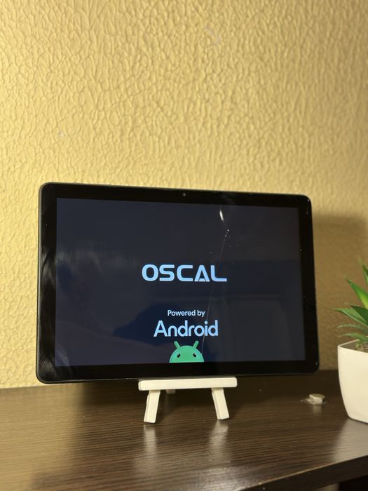 Продам планшет на запчасти Oscal pad 70