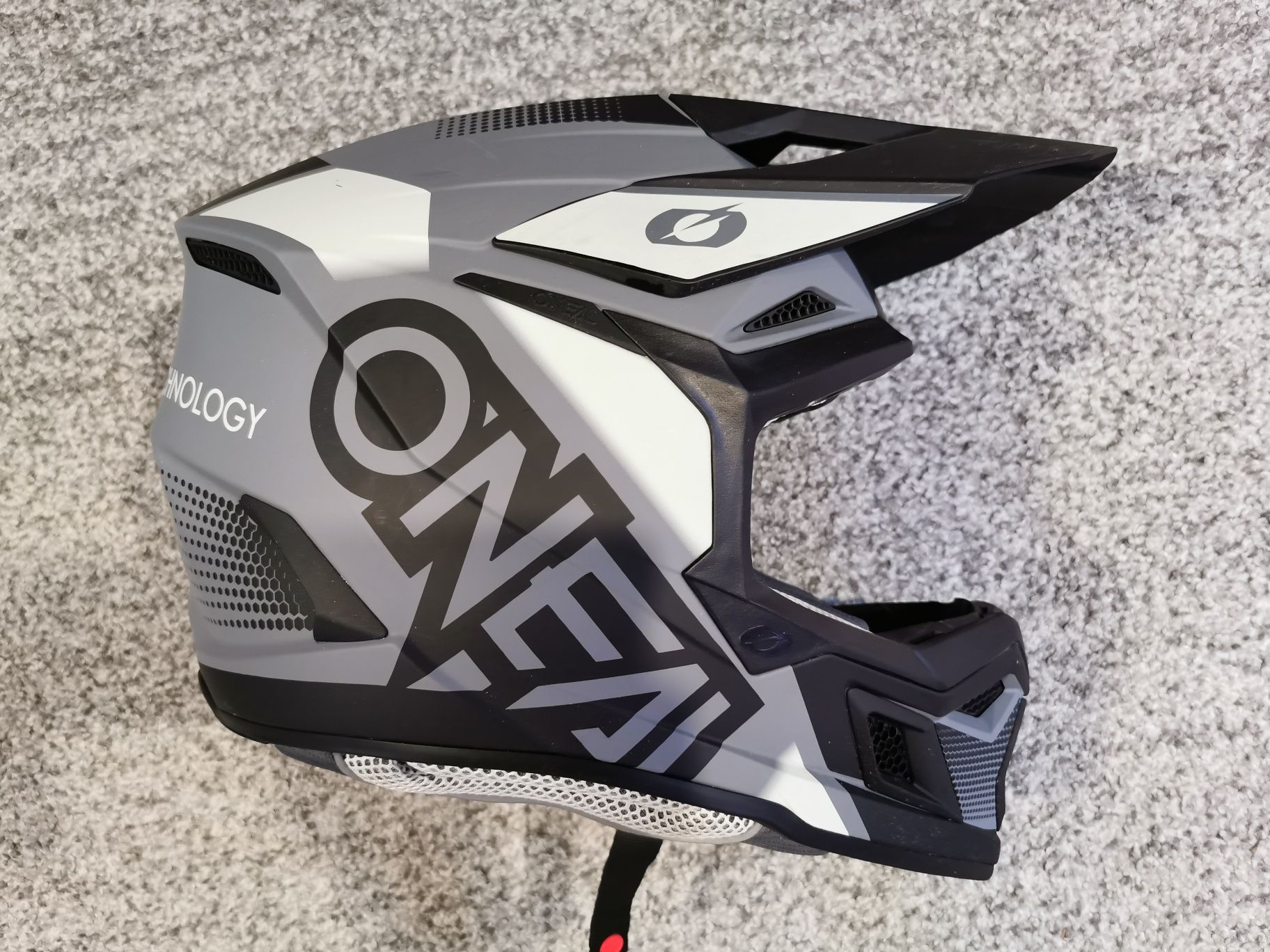 Kask cross enduro ONEAL 3SRS V. 24 roz. L !!!