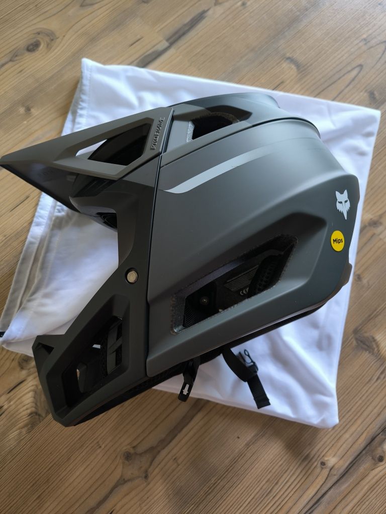 Kask fullface Fox Proframe MIPS czarno-srebrny rozmiar L