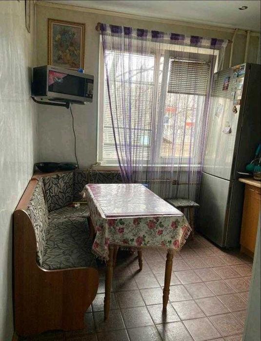 Продам 3х кімн 2/9 Гвардійців Широнінців