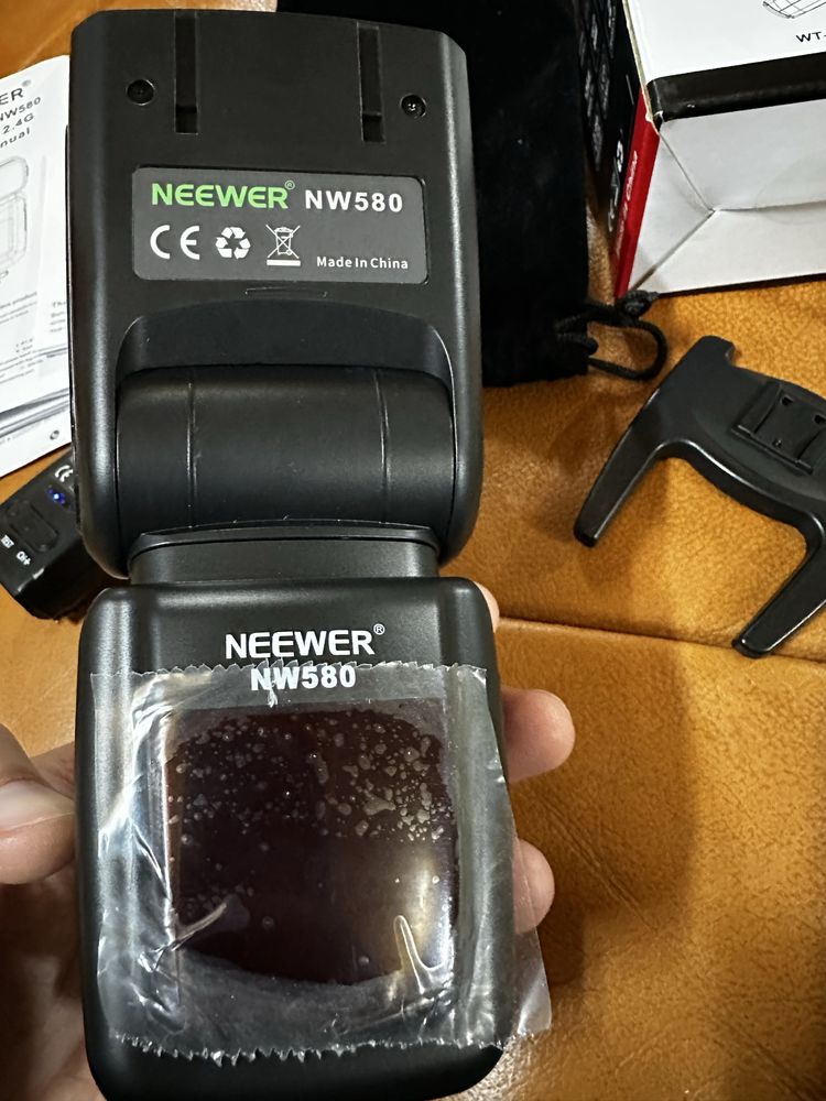 Бездротовий спалах Neewer nw580 2,4G і 15-канальним передавачем