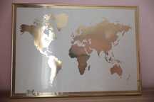 Plakat mapa świata złoto-biały + złota rama Posterstore 70 cm x 50 cm