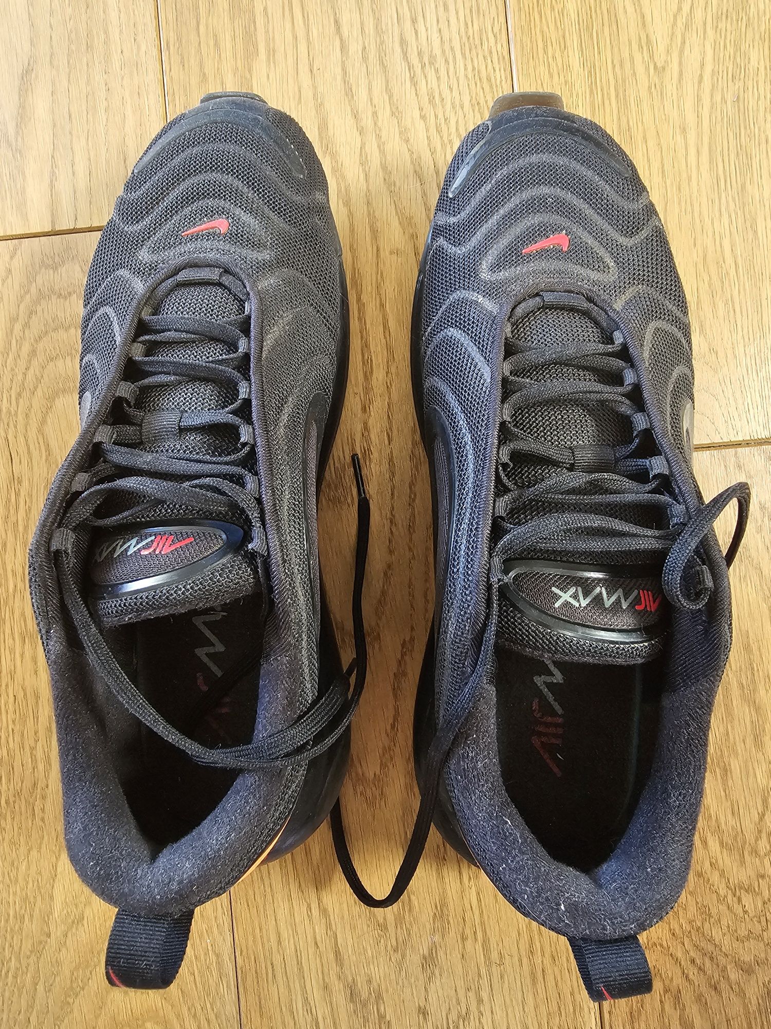 Buty Nike Air Max 720 Black Crimson r44