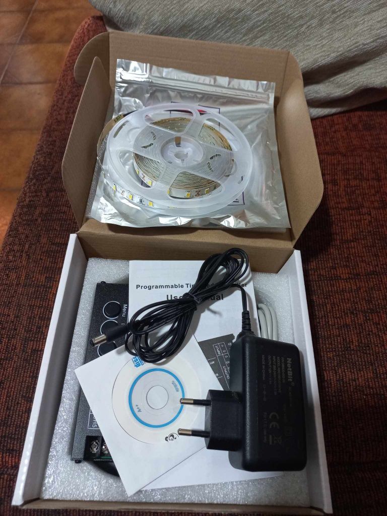 Kit Programador de luz "anoitecer" para criação de aves