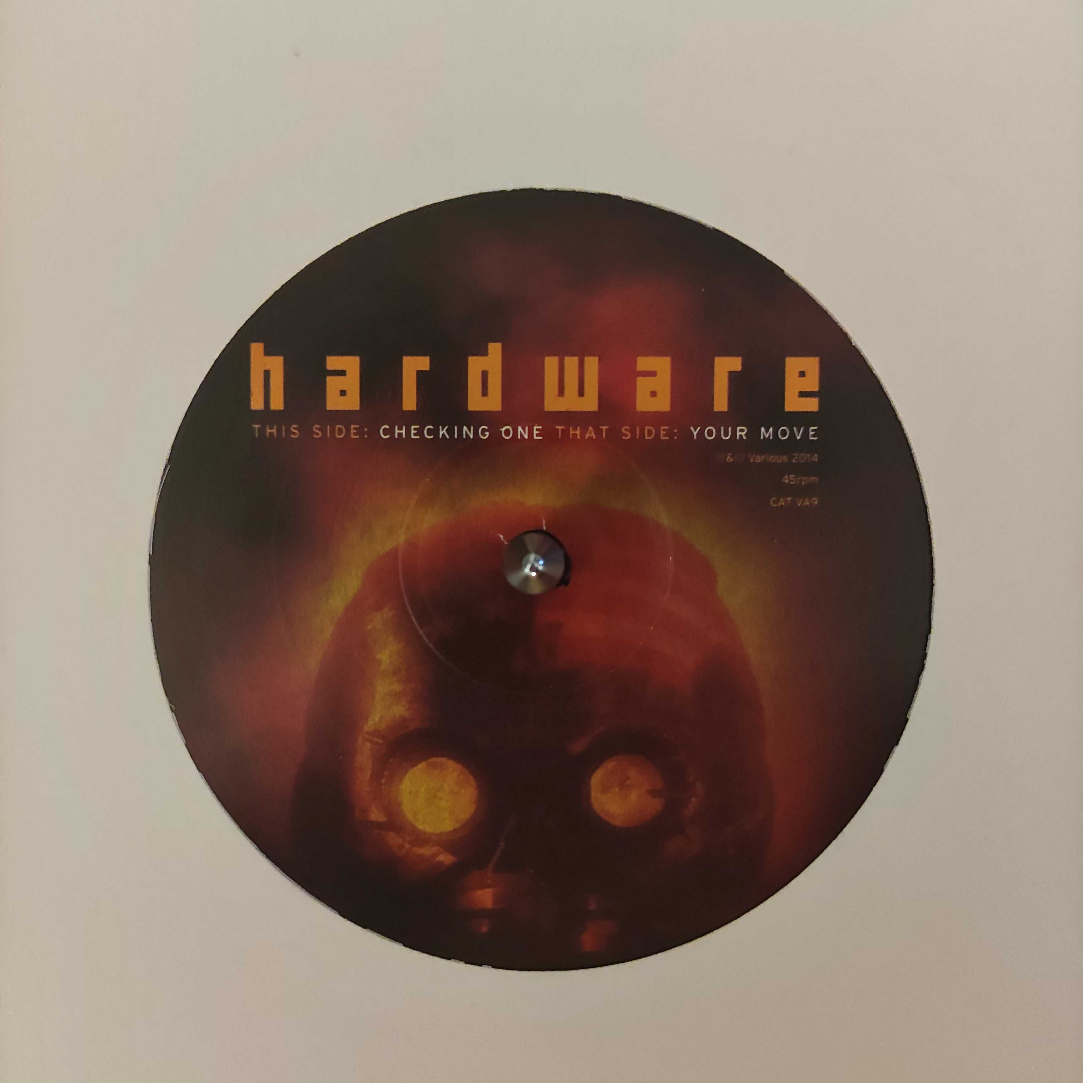 Hardware - Your Move / Checking One