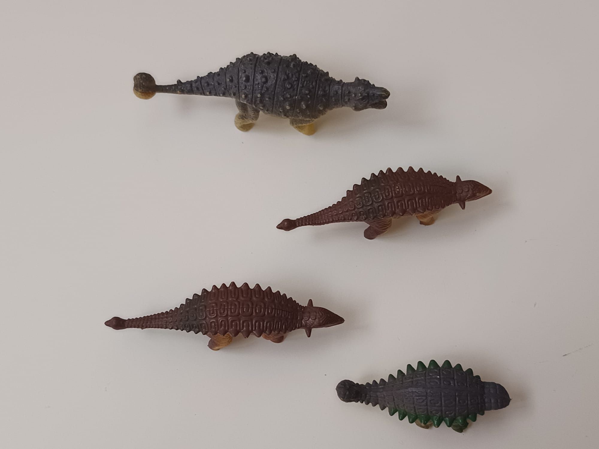 Dinossauros em pvc