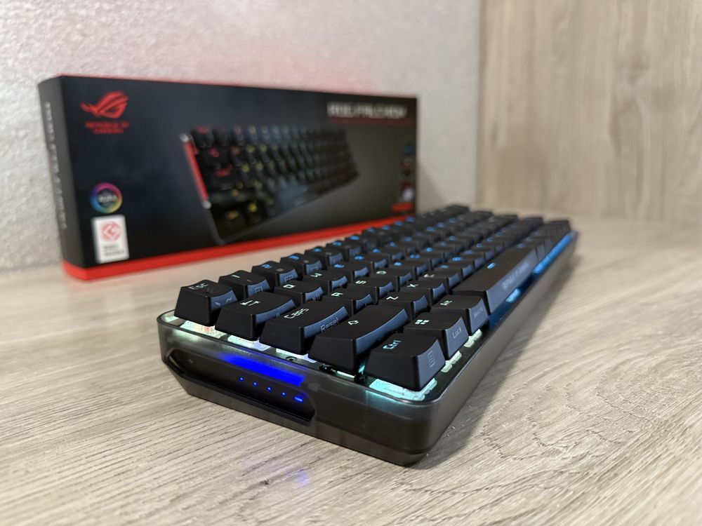 Беспроводная клавиатура с сенсорной кнопкой ASUS ROG FALCHION MX RED
