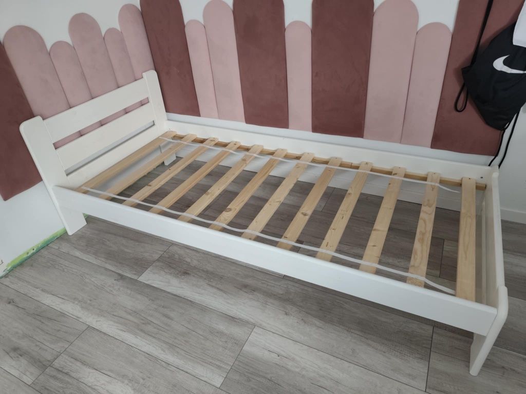 Drewniane łóżko dziecięce 80x200